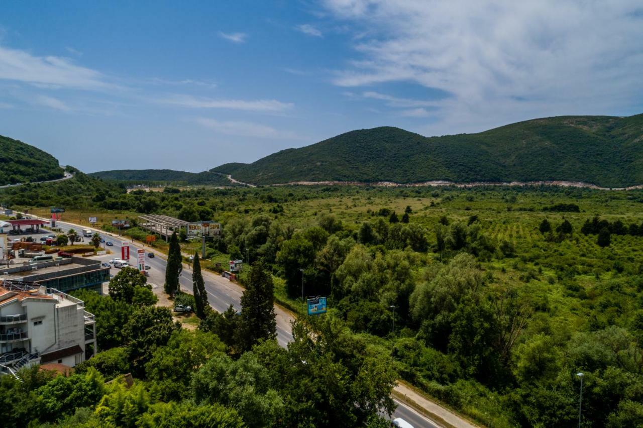 Hotel Odissey Jaz Budva Bagian luar foto